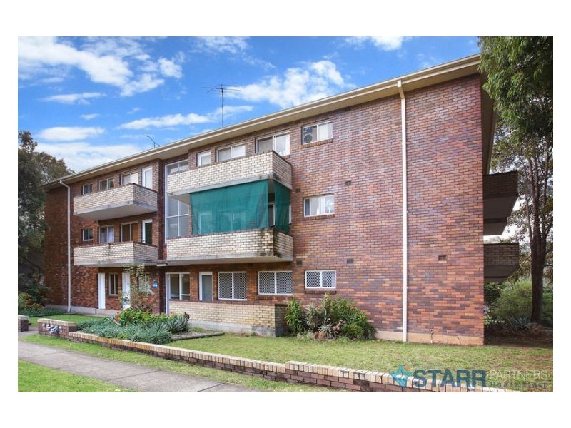 2/61 St Ann Street, Merrylands NSW 2160