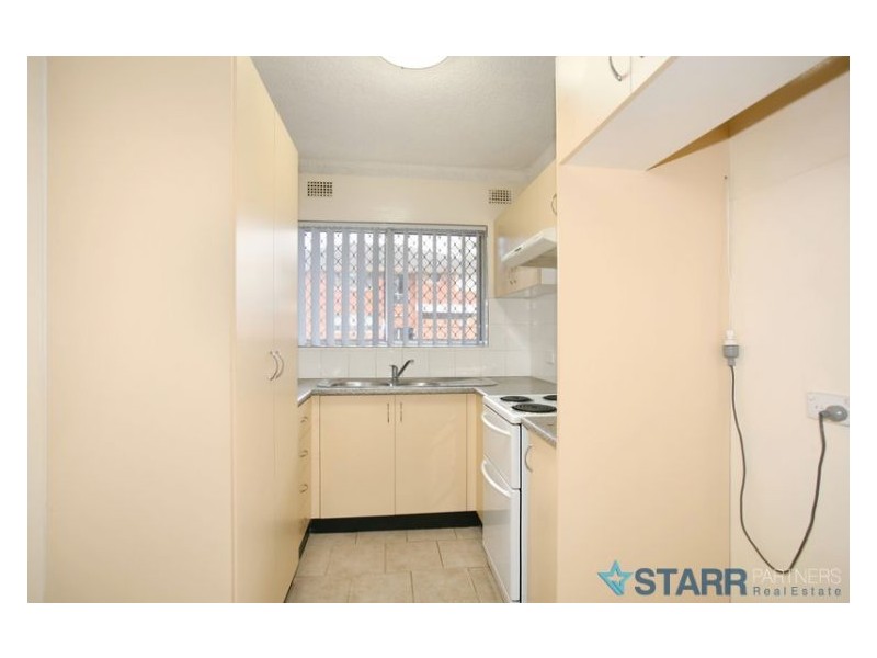 2/61 St Ann Street, Merrylands NSW 2160