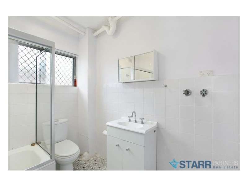 2/61 St Ann Street, Merrylands NSW 2160