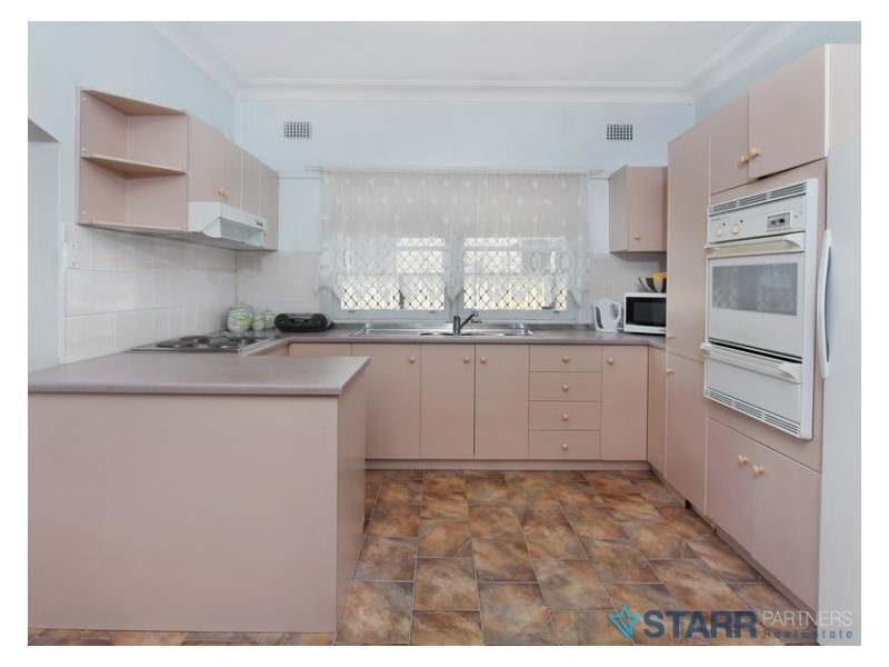 21 Bradman Street, Merrylands NSW 2160