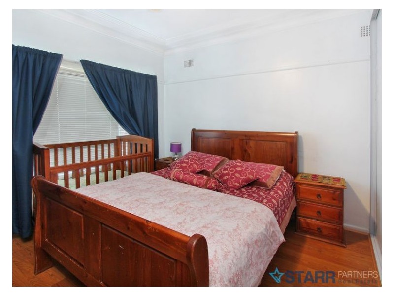 21 Bradman Street, Merrylands NSW 2160