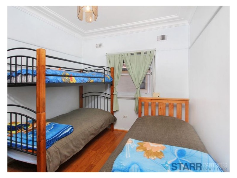 21 Bradman Street, Merrylands NSW 2160