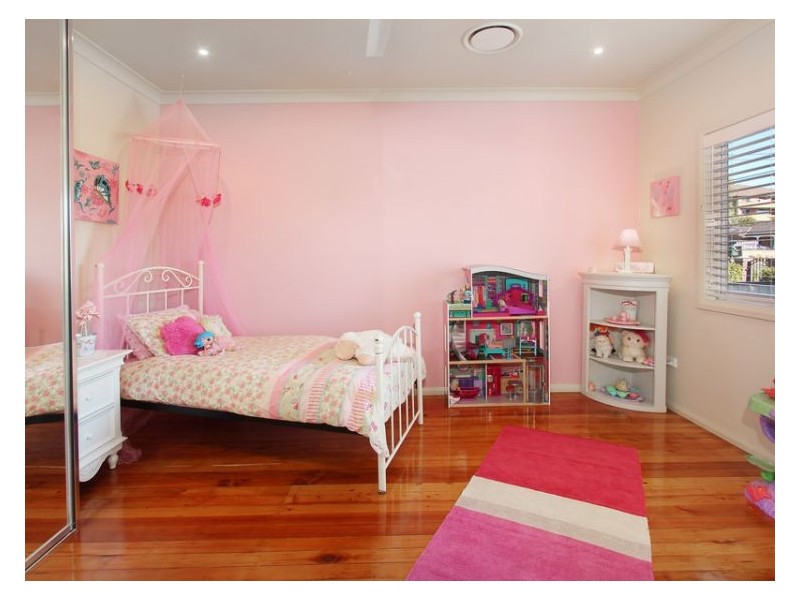 58 The Esplanade, Guildford NSW 2161