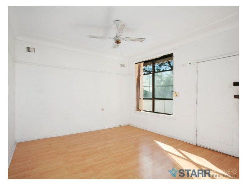 22 Bradman Street, Merrylands NSW 2160