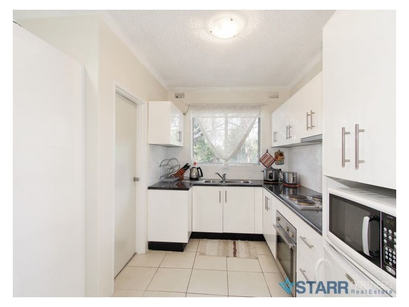 13/7-11 Tiara Place, Granville NSW 2142