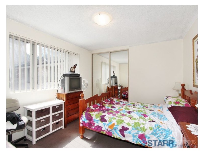 13/7-11 Tiara Place, Granville NSW 2142