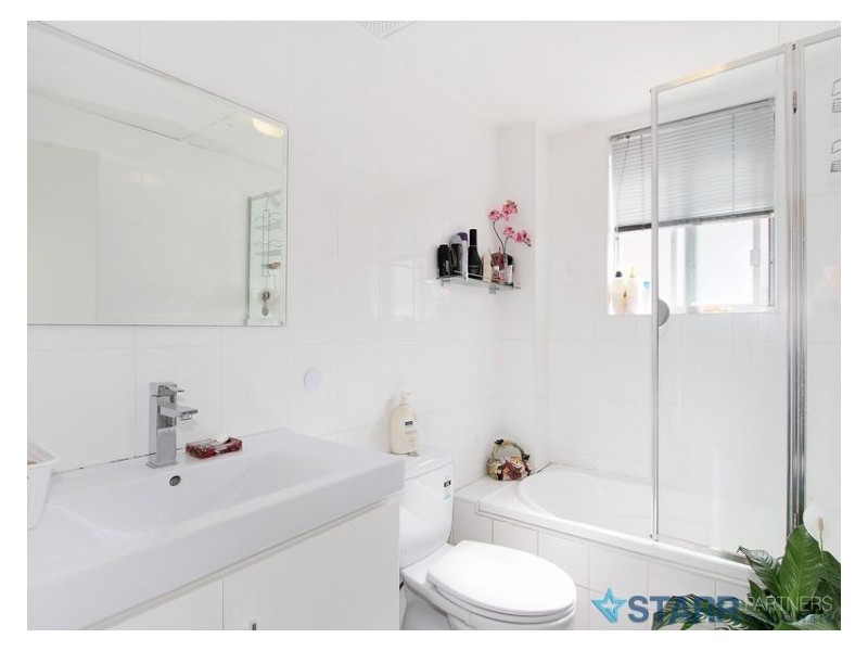 13/7-11 Tiara Place, Granville NSW 2142