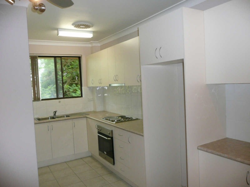 9/8  TREVES ST, Merrylands NSW 2160