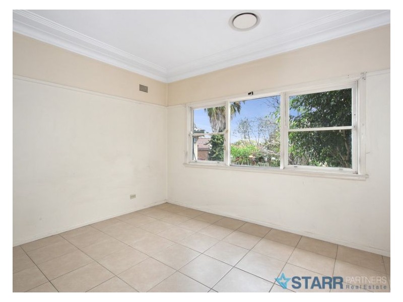 6 Greenslope Street, Wentworthville NSW 2145