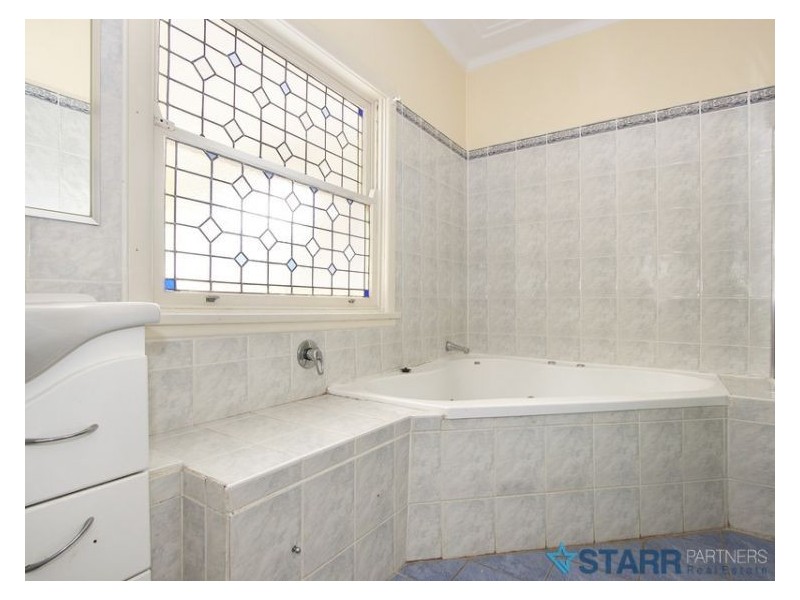 6 Greenslope Street, Wentworthville NSW 2145