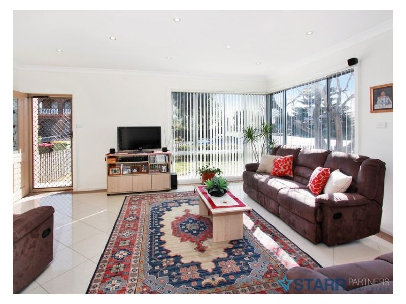 1/102 Lackey Street, Merrylands NSW 2160