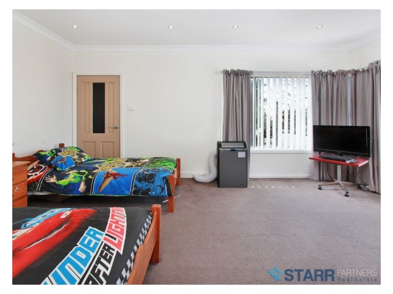 1/102 Lackey Street, Merrylands NSW 2160