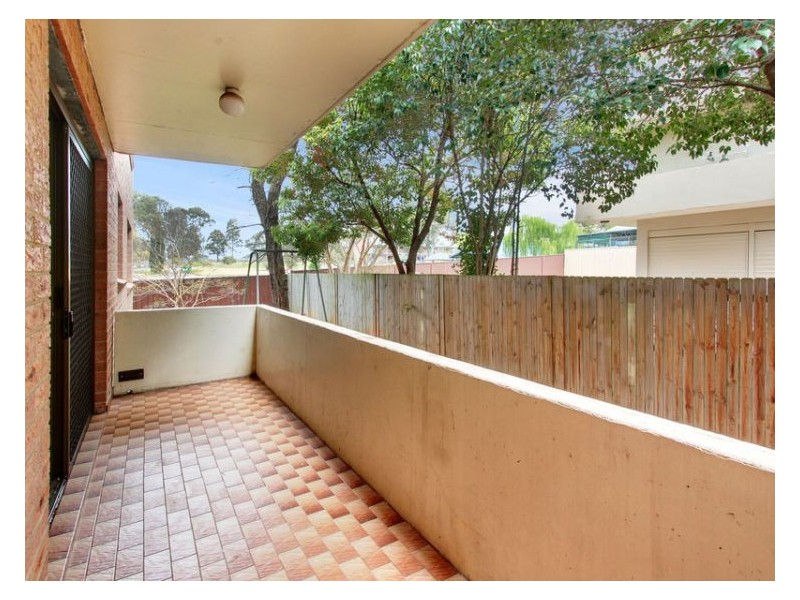 2/138 Military Road, Guildford NSW 2161