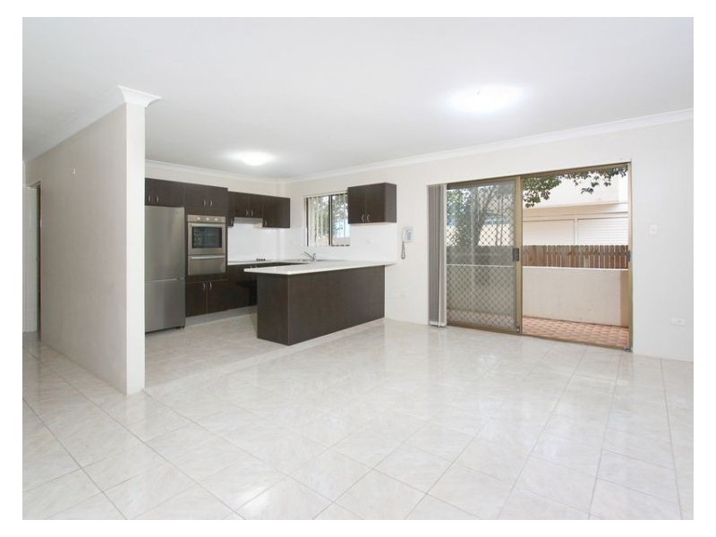 2/138 Military Road, Guildford NSW 2161