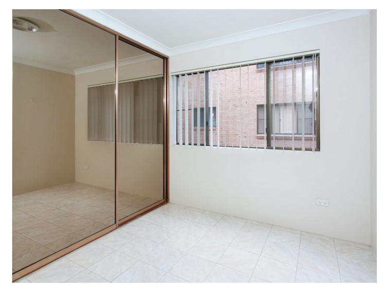 2/138 Military Road, Guildford NSW 2161