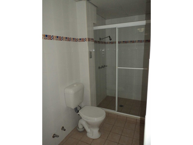 02/85  CLYDE STREET, Guildford NSW 2161