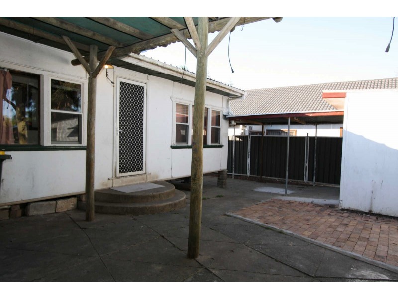 16  ALLISON ROAD, Guildford NSW 2161