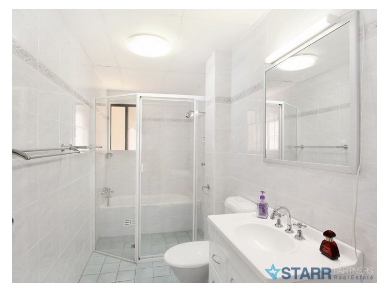 3/4 Cambridge Street, Merrylands NSW 2160