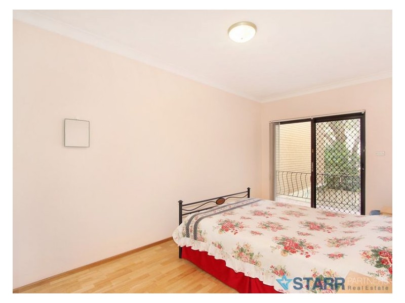 3/4 Cambridge Street, Merrylands NSW 2160