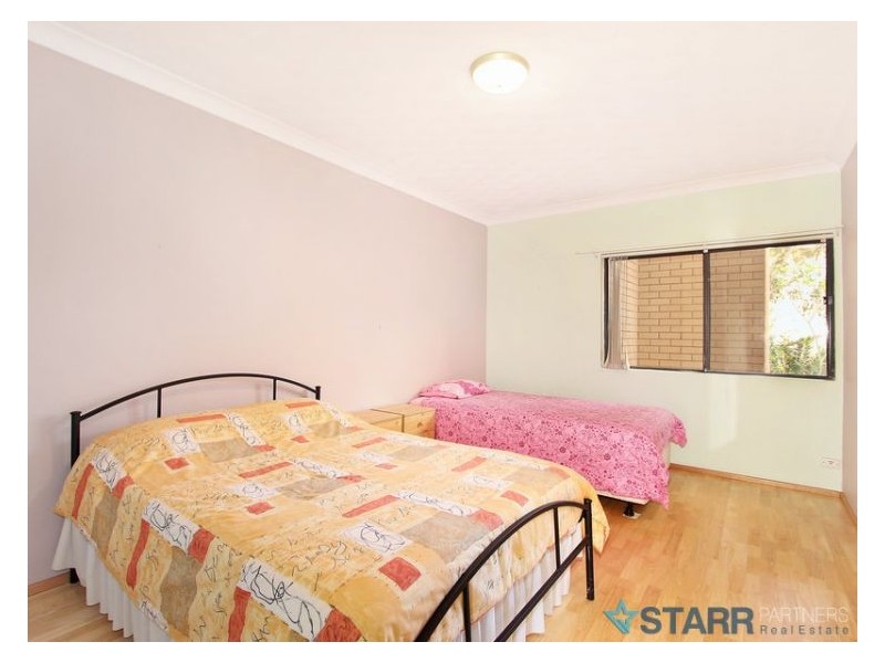 3/4 Cambridge Street, Merrylands NSW 2160