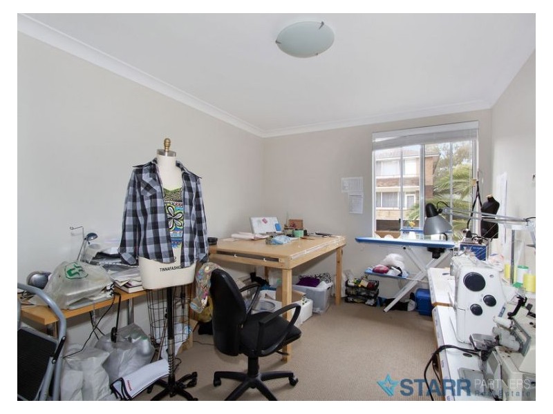 2/18 Oxford Street, Merrylands NSW 2160