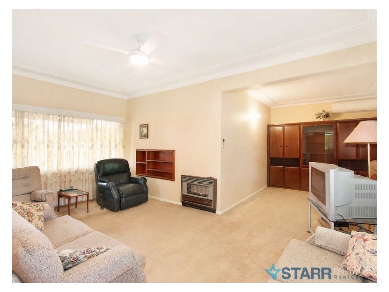 12 Ronald Place, Guildford NSW 2161