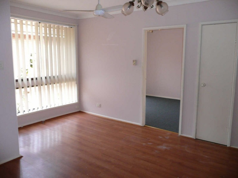 03/68  THE ESPLANADE, Guildford NSW 2161