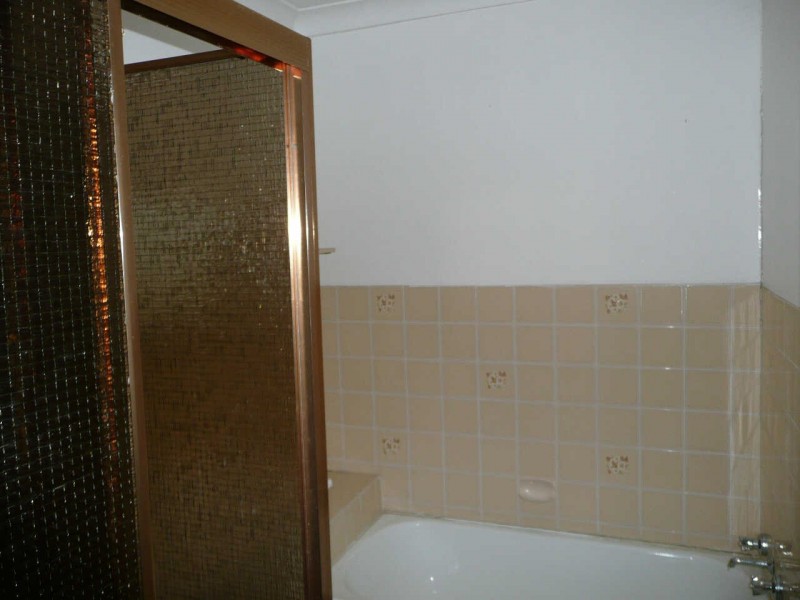 03/68  THE ESPLANADE, Guildford NSW 2161