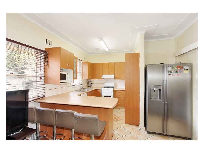 21 Warwick Road, Merrylands NSW 2160