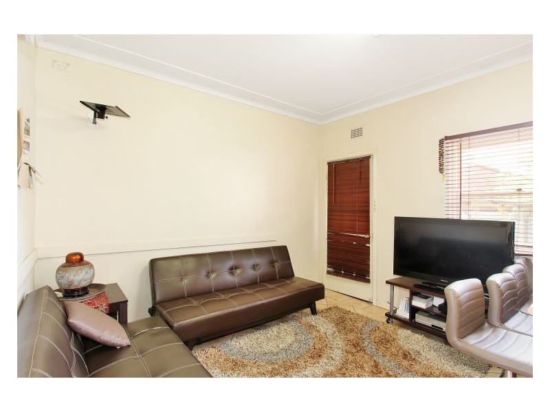 21 Warwick Road, Merrylands NSW 2160