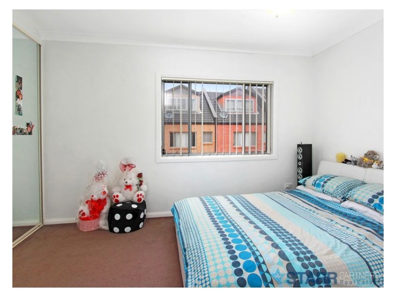 3/102 Lackey Street, Merrylands NSW 2160