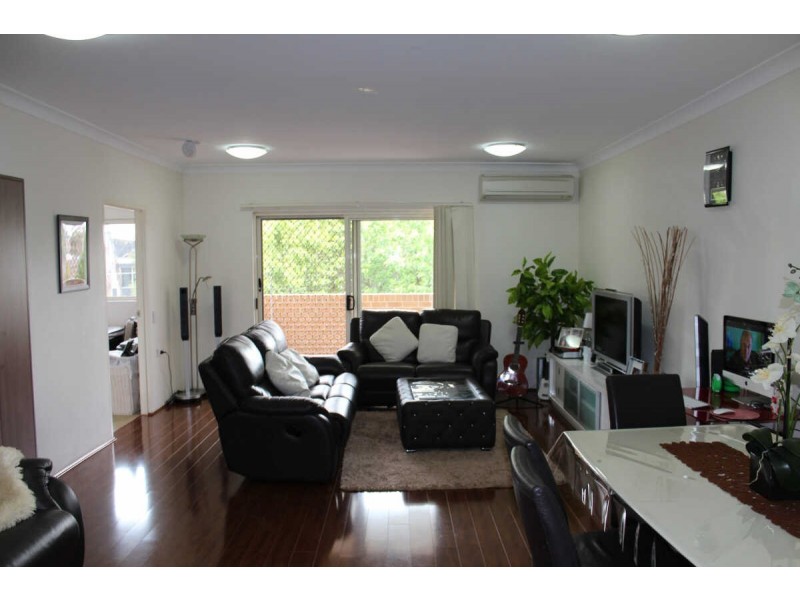 9/12  BENEDICT COURT, Merrylands NSW 2160