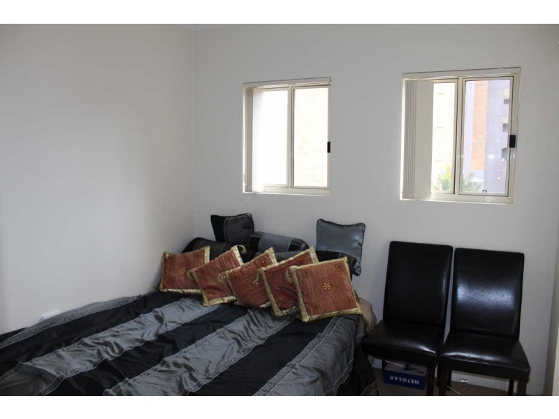 9/12  BENEDICT COURT, Merrylands NSW 2160