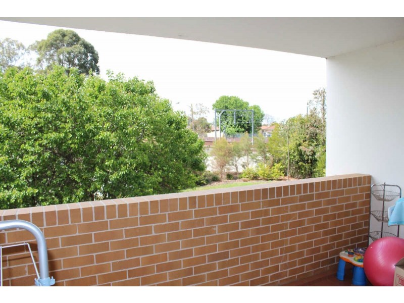 9/12  BENEDICT COURT, Merrylands NSW 2160