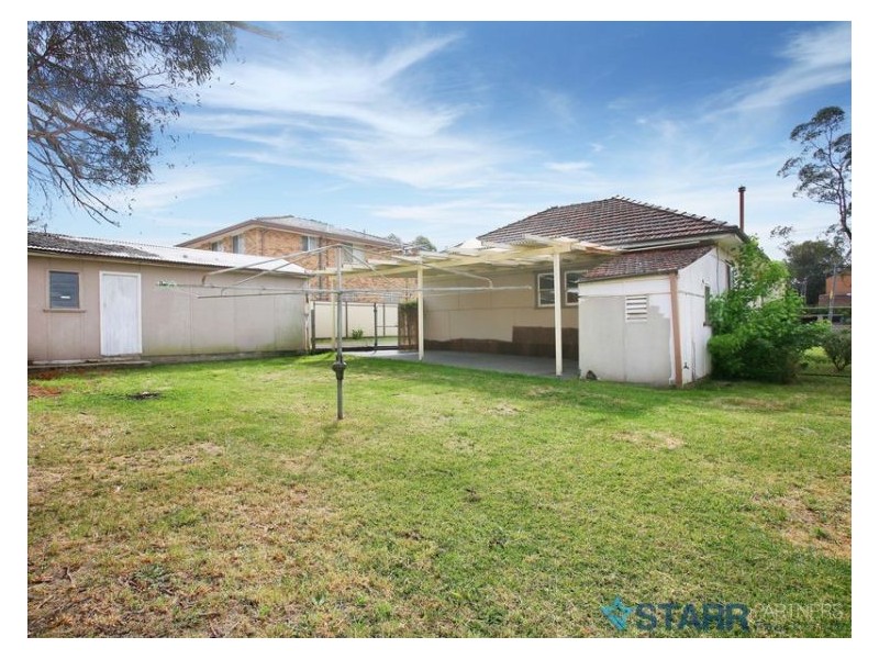 30 Windsor Road, Merrylands NSW 2160