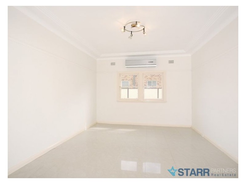 30 Windsor Road, Merrylands NSW 2160