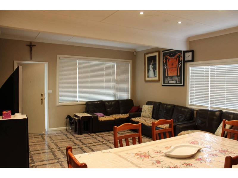 10  WRIGHT STREET, Merrylands NSW 2160