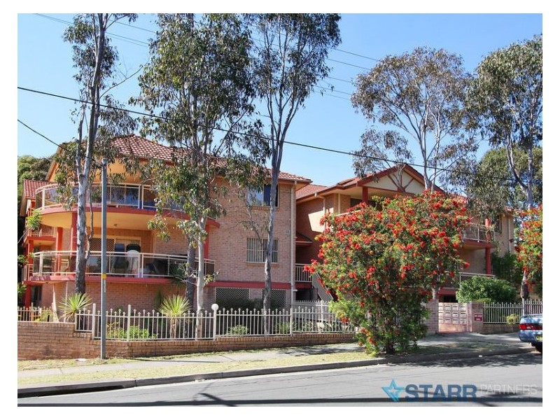 1/62-66 The Esplanade, Guildford NSW 2161