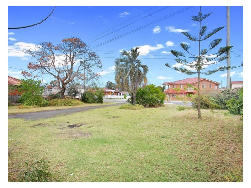 22 Ettalong Road, Greystanes NSW 2145