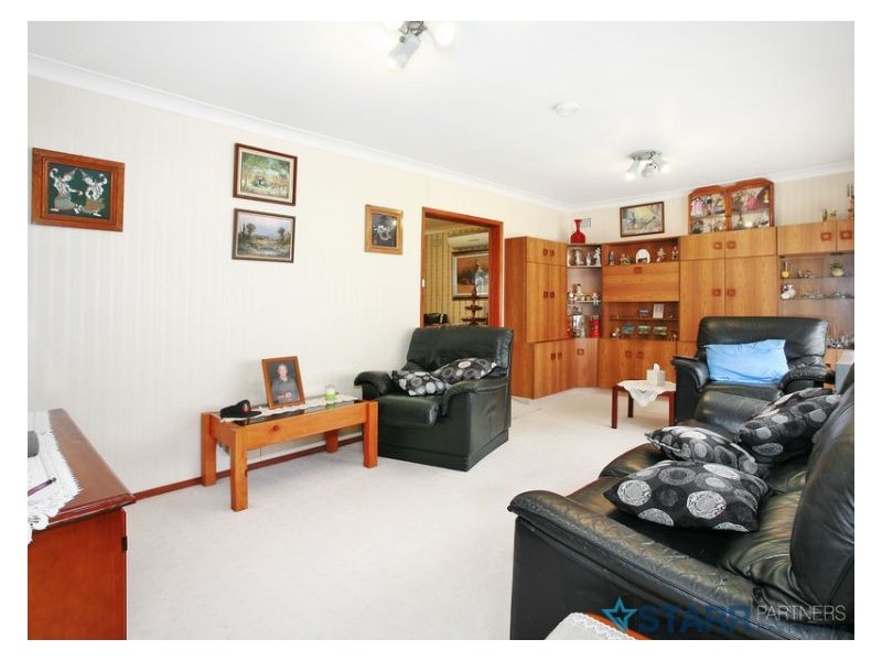20 Favell Street, Toongabbie NSW 2146