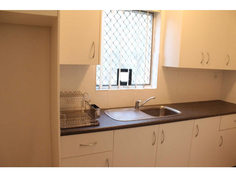 2/137  MILITARY ROAD, Guildford NSW 2161