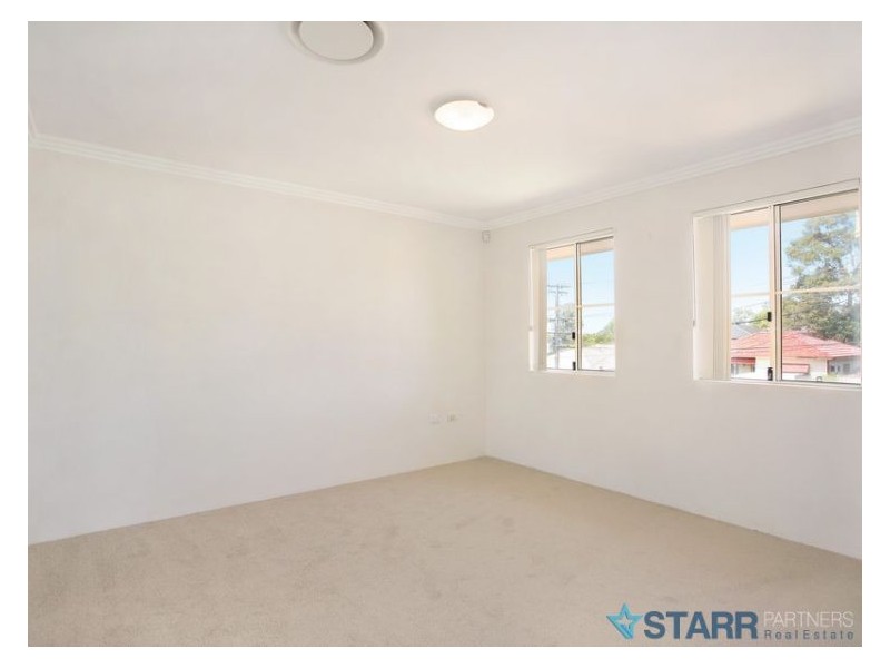 16 Bates Avenue, Wentworthville NSW 2145