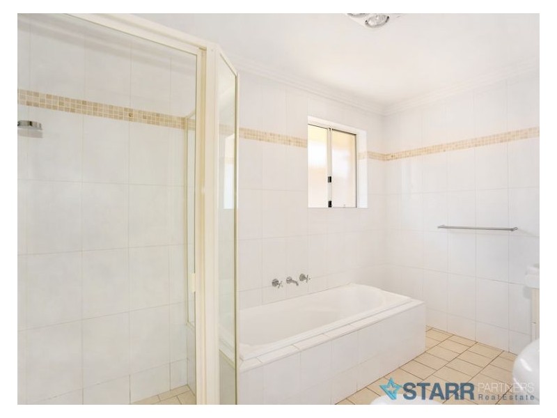 16 Bates Avenue, Wentworthville NSW 2145