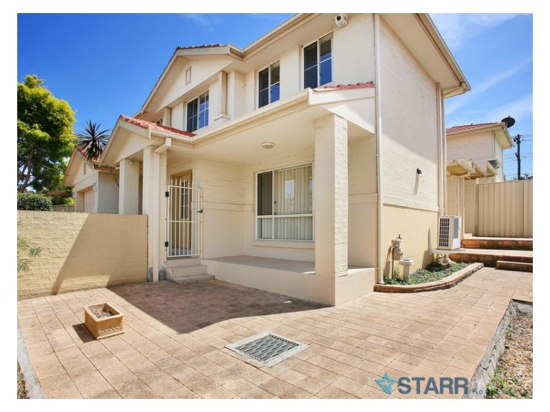 16 Bates Avenue, Wentworthville NSW 2145