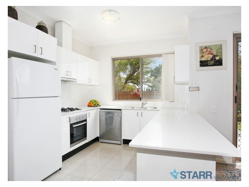 2/546 Woodville Road, Guildford NSW 2161