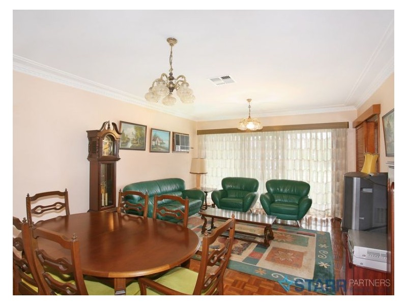 11 Yoogali Street, Merrylands NSW 2160