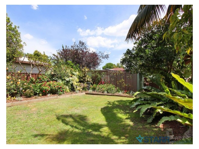 11 Kimberley Crescent, Fairfield West NSW 2165