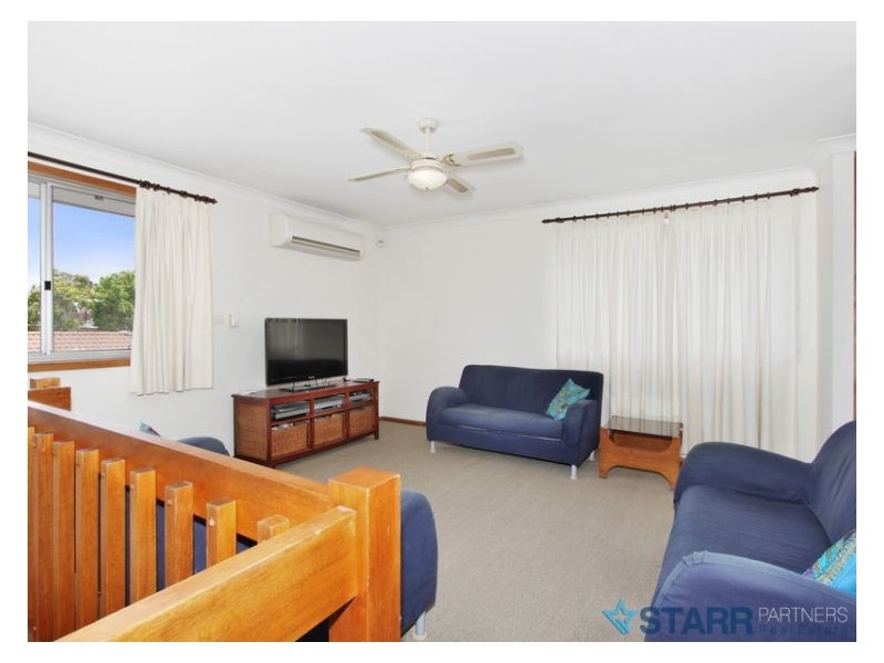 11 Kimberley Crescent, Fairfield West NSW 2165