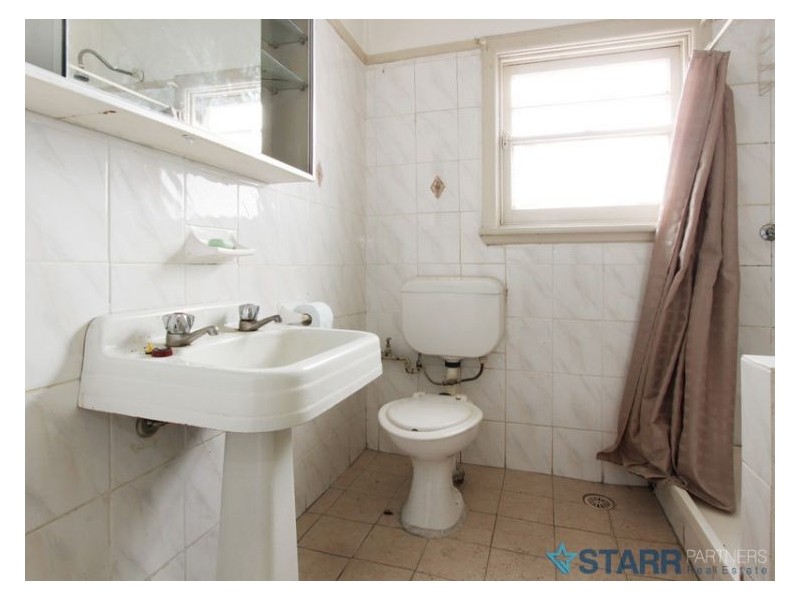 9 Fowler Road, Merrylands NSW 2160