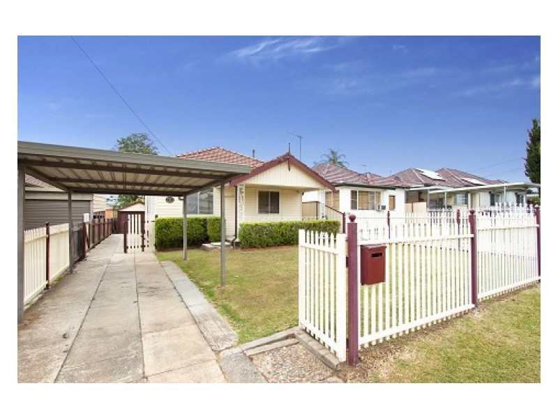 6 Rossiter Street, Granville NSW 2142